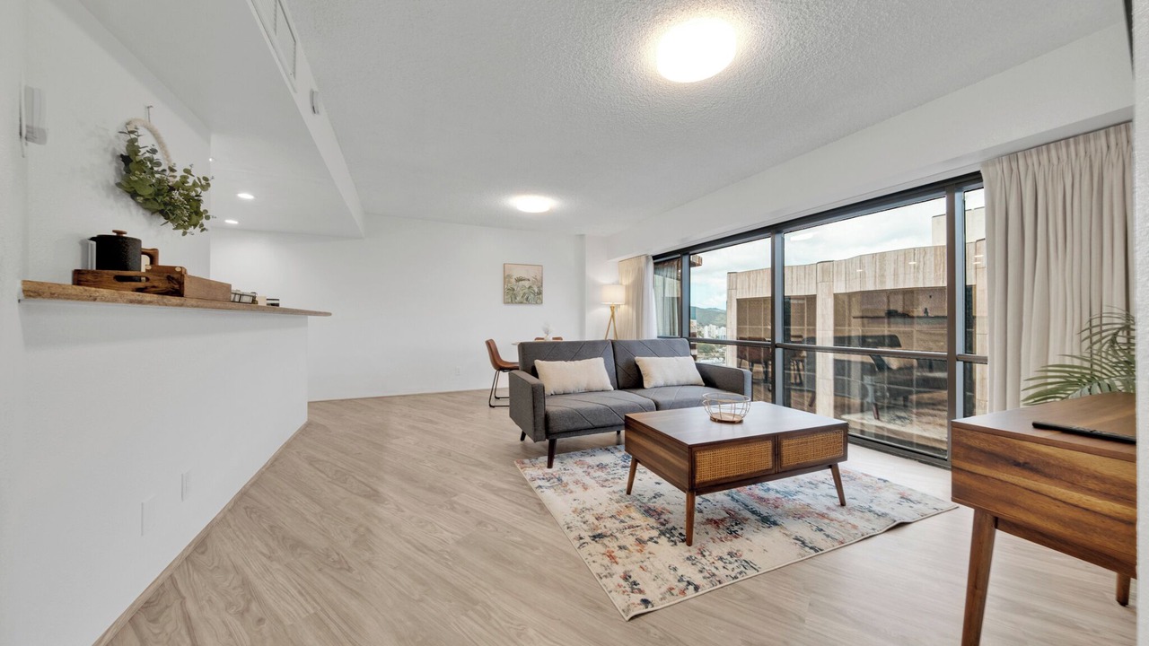 Photo of Livingroom in Downtown Honolulu