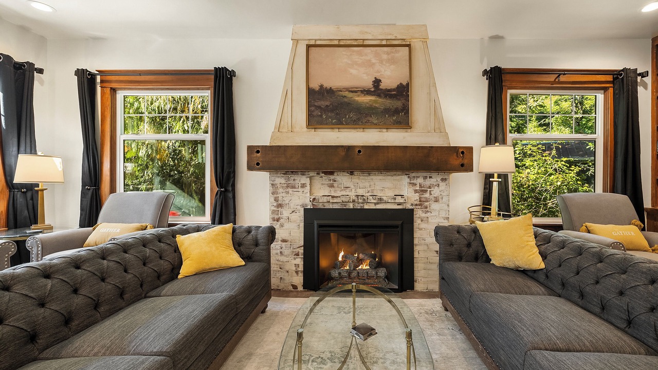 Photo of Livingroom in Monroe