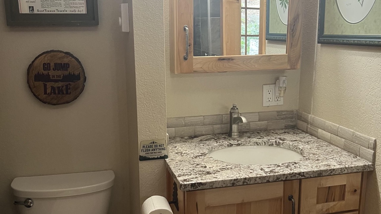 Photo of Bathroom in Hoodsport