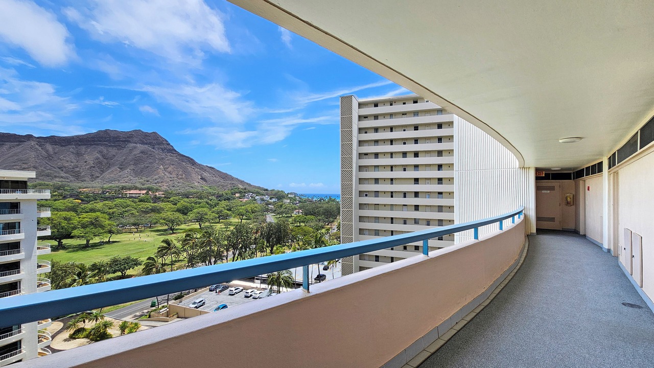 Photo of Outdoor in Diamond Head - Kapahulu - St. Louis