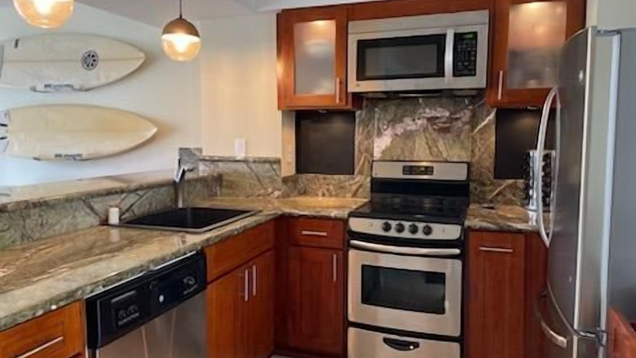Photo of Kitchen in Makaha