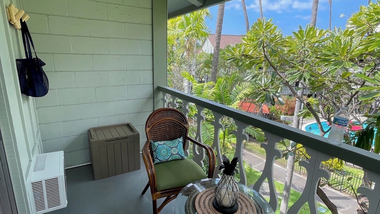 Photo of Patio Balcony in Historic Kailua Village
