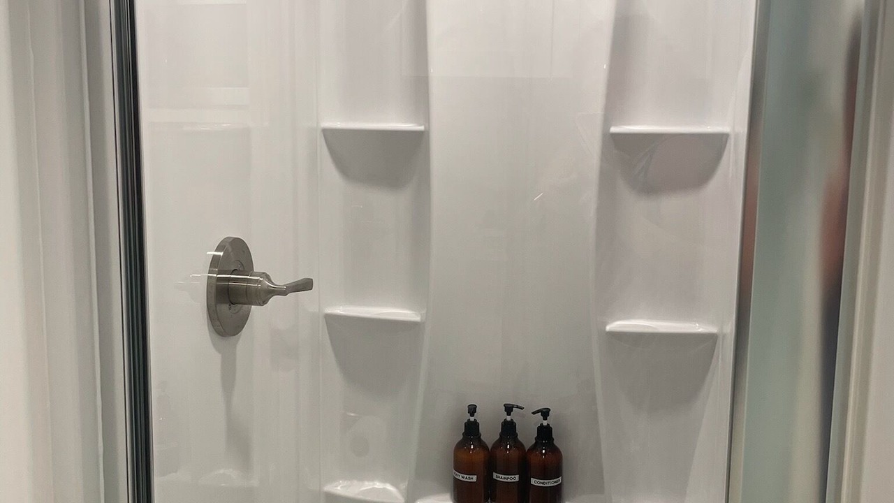 Photo of Bathroom in Historic Kailua Village