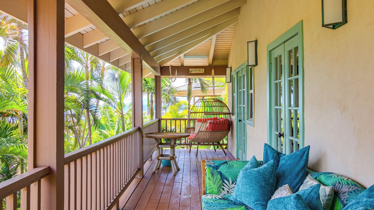 Photo of Outdoor in Historic Lahaina Front Street