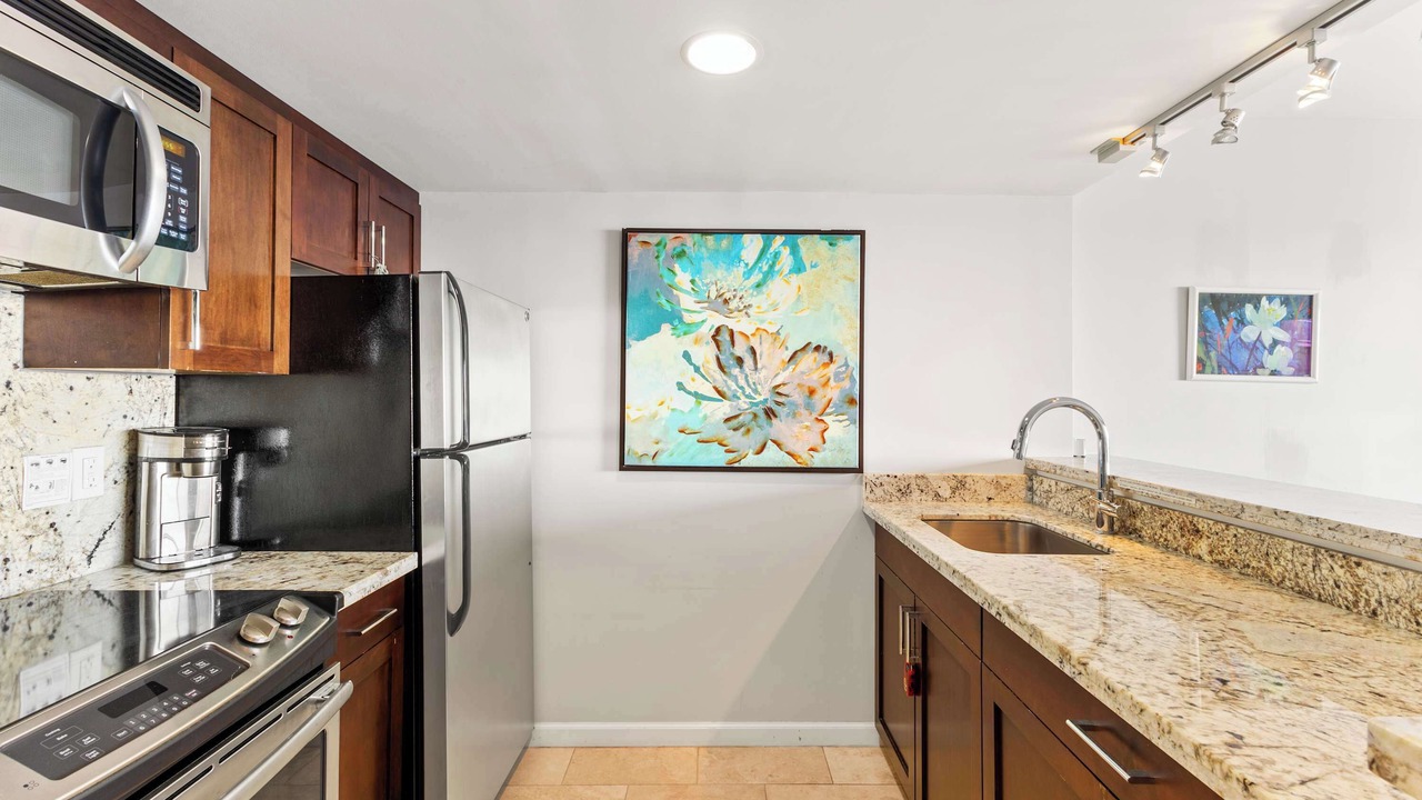 Photo of Kitchen in Waikiki