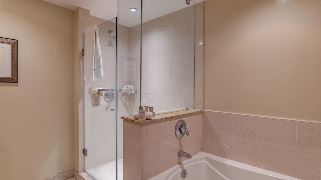 Photo of Bathroom in Honokowai