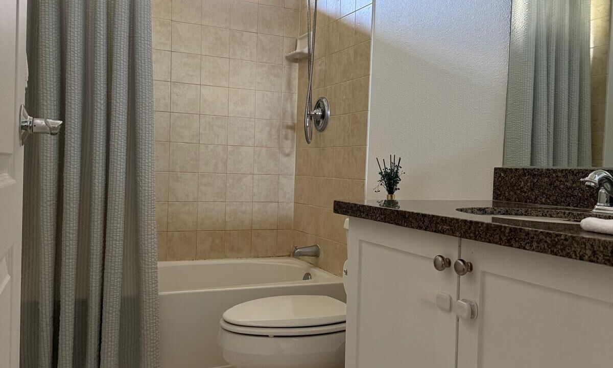 Photo of Bathroom in Kapolei