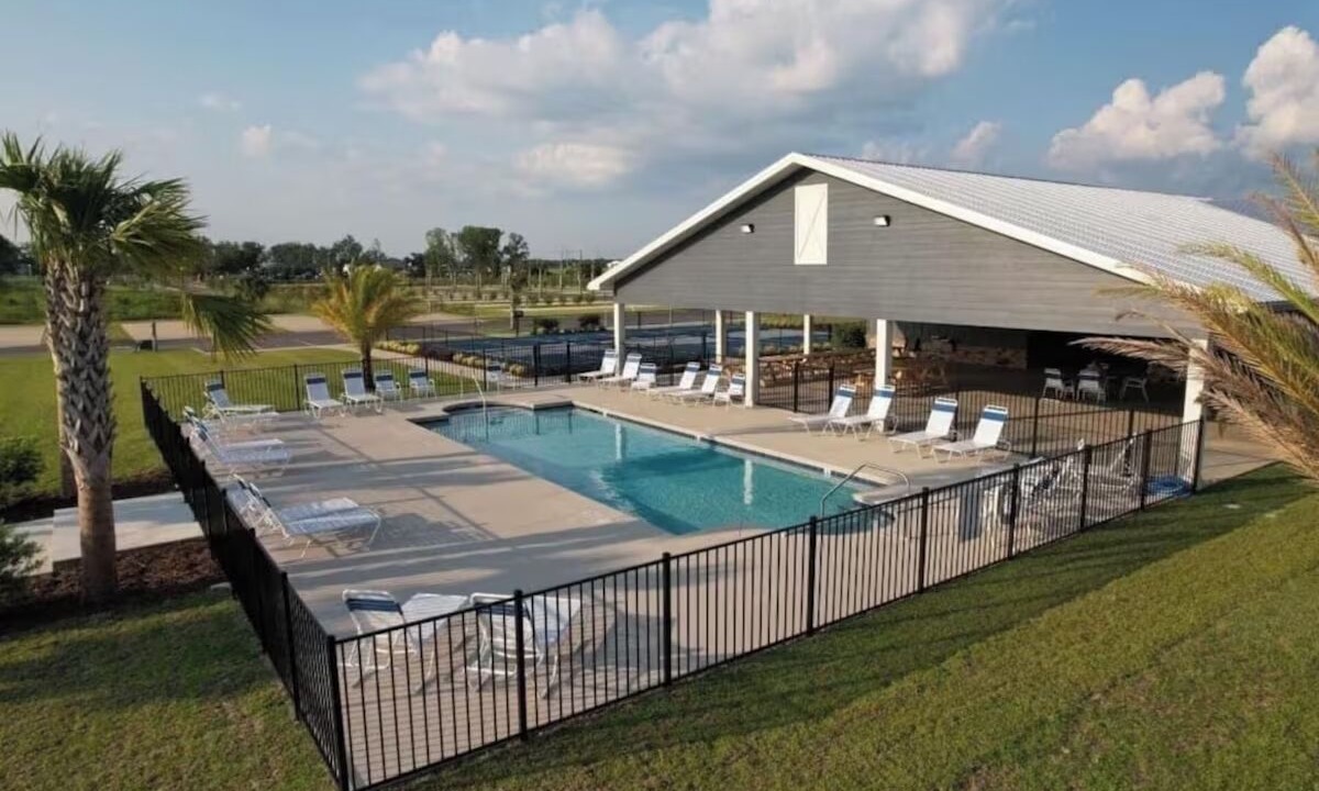 Photo of Outdoor in Foley