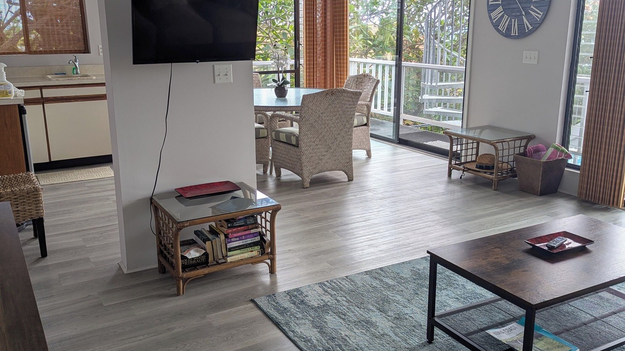 Photo of Livingroom in Kahaluu-Keauhou