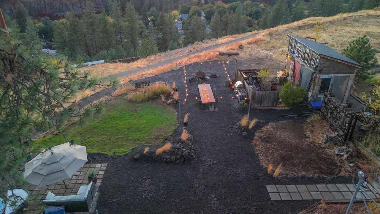 Photo of Outdoor in Cliff - Cannon