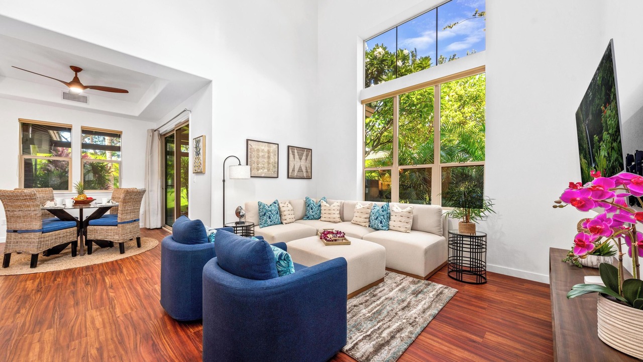 Photo of Livingroom in Kamuela