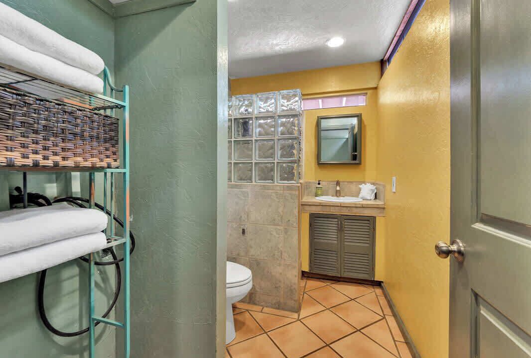 Photo of Bathroom in Kahaluu Bay