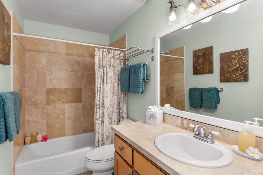 Photo of Bathroom in Poipu