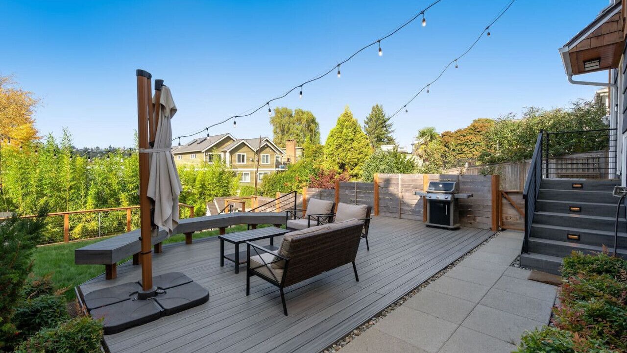 Photo of Patio Balcony in North Queen Anne