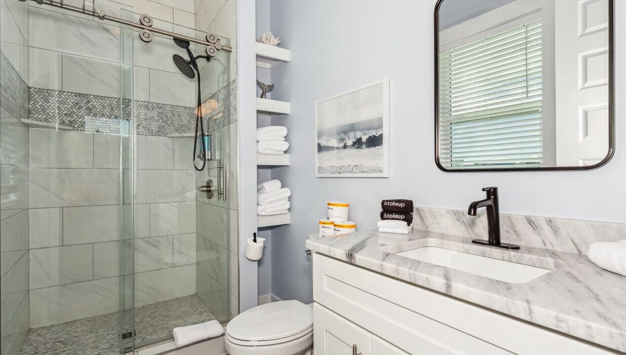 Photo of Bathroom in Navarre Beach
