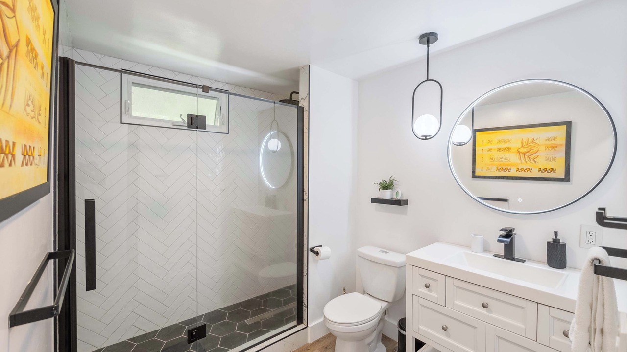 Photo of Bathroom in Hauula