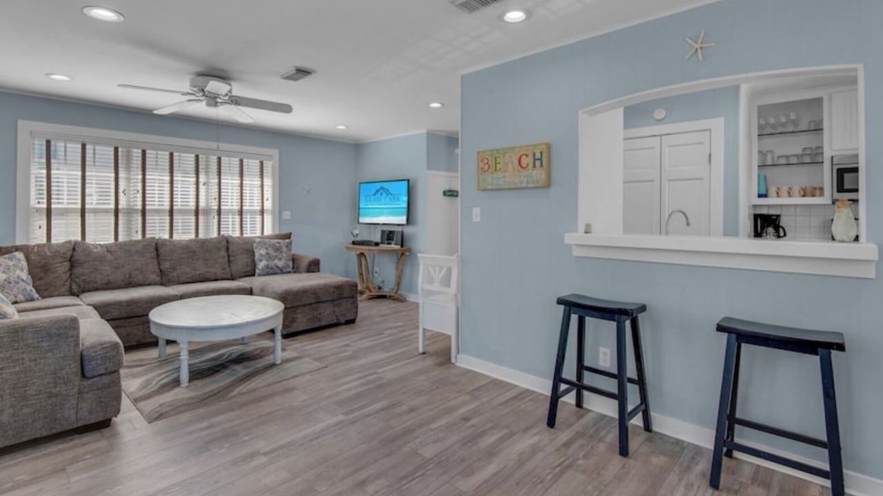 Photo of Livingroom in Ewa