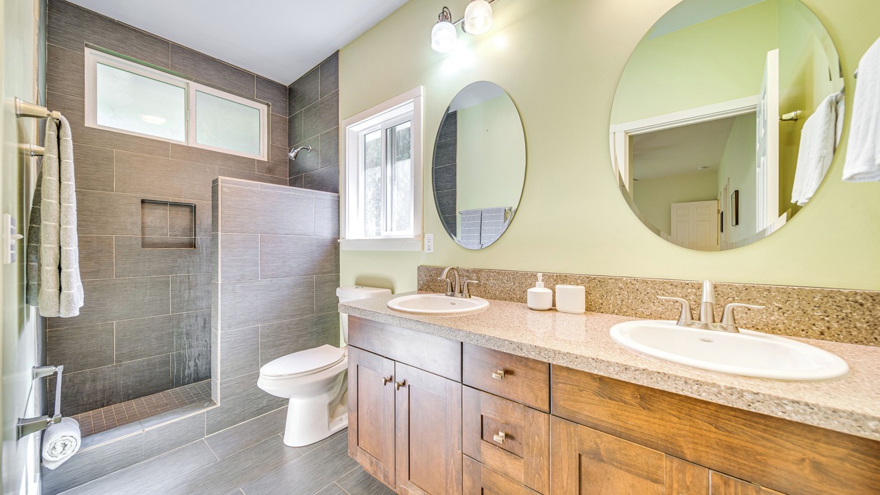 Photo of Bathroom in Kapoho