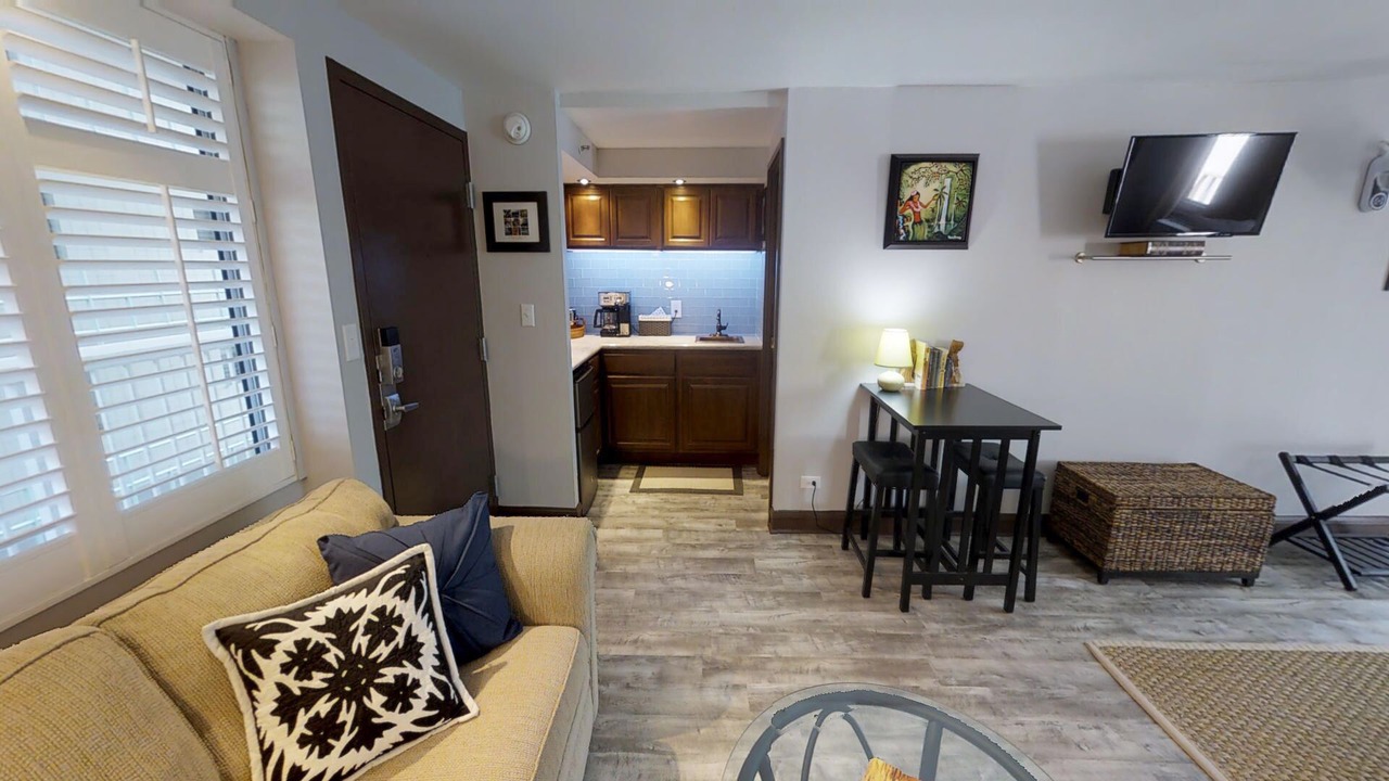 Photo of Livingroom in Diamond Head - Kapahulu - St. Louis