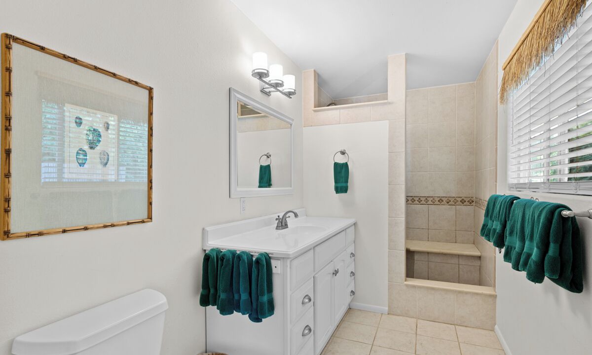 Photo of Bathroom in Kamuela