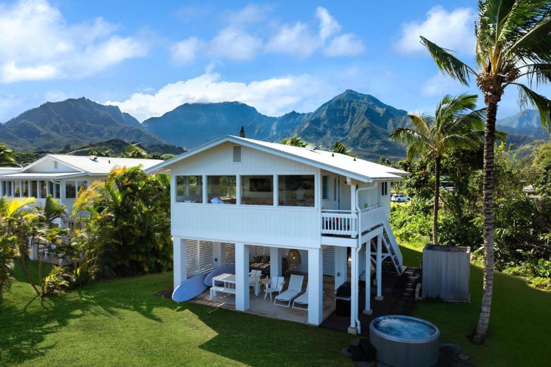 Photo of Others in Hanalei