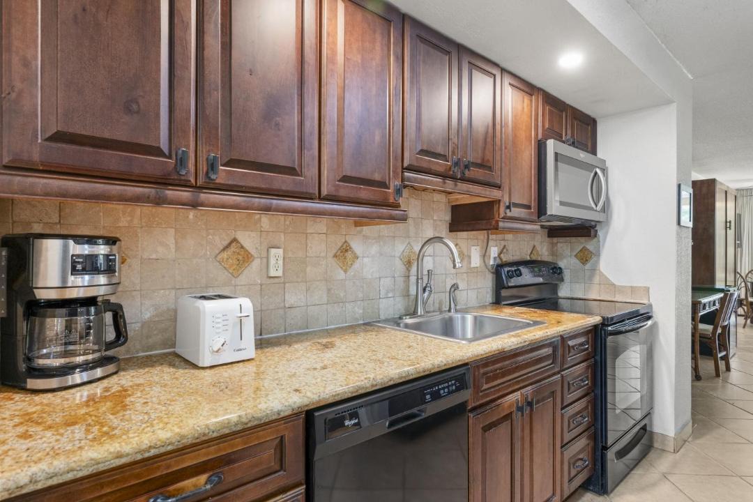 Photo of Kitchen in Kaanapali