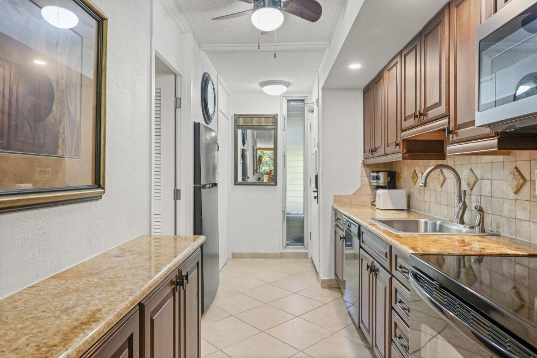 Photo of Kitchen in Kaanapali