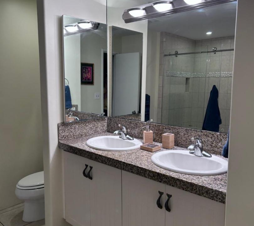 Photo of Bathroom in Kaanapali