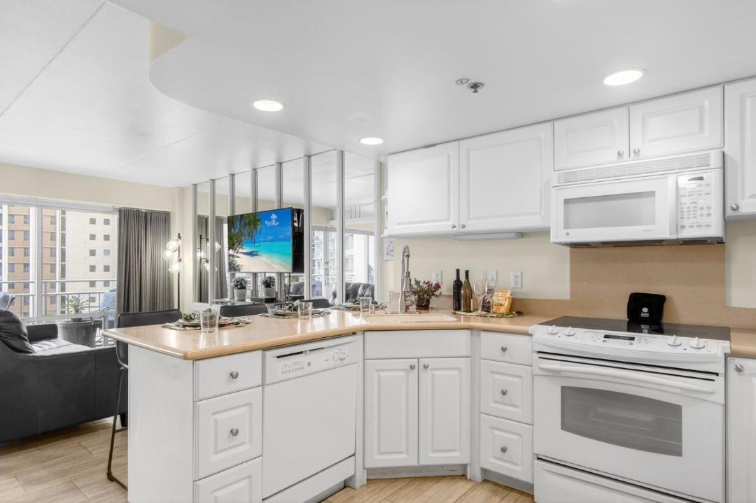 Photo of Kitchen in Waikiki