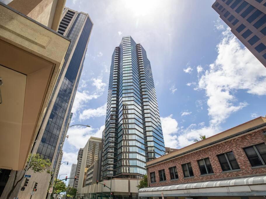 Photo of Others in Downtown Honolulu