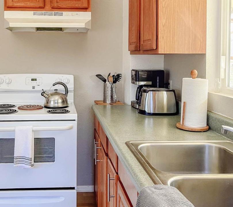 Photo of Kitchen in Mokuleia