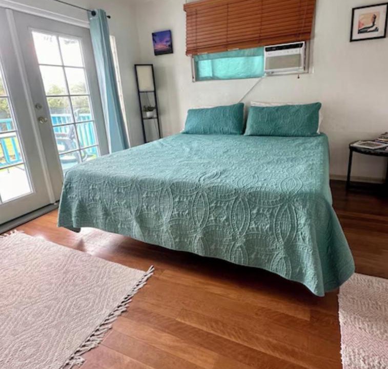 Photo of Bedroom in Makaha