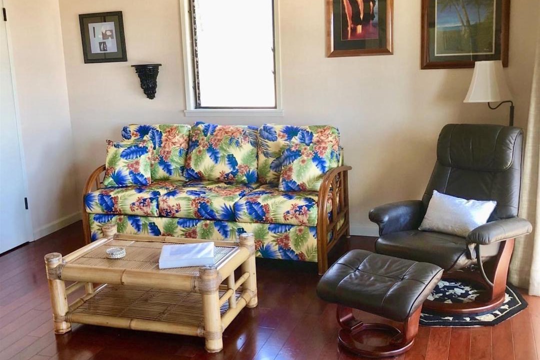 Photo of Livingroom in Punaluu