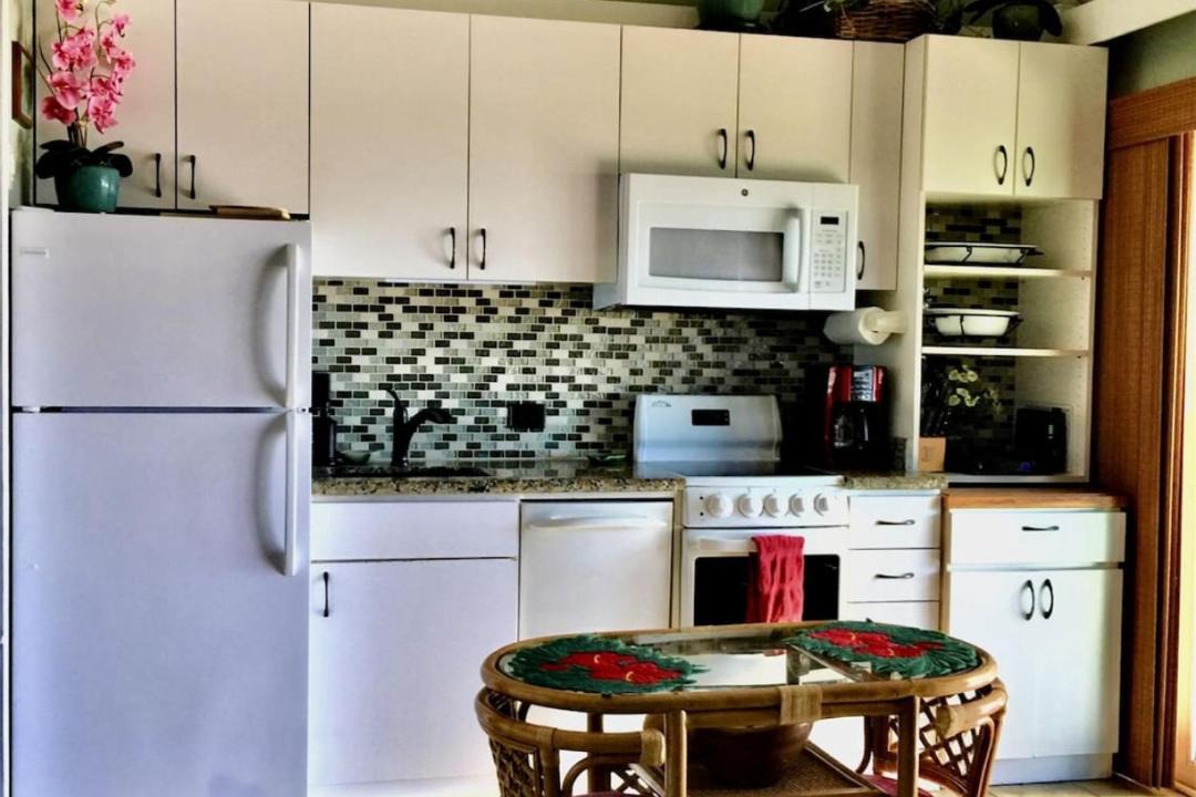 Photo of Kitchen in Punaluu
