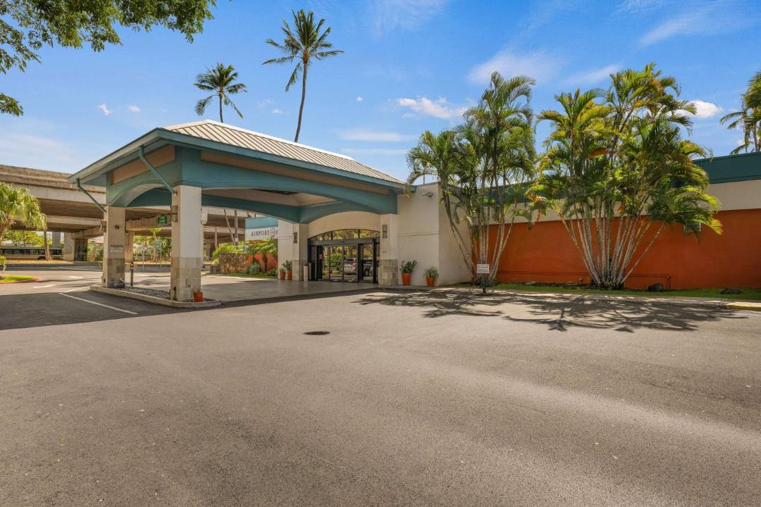 Photo of Others in Western Honolulu