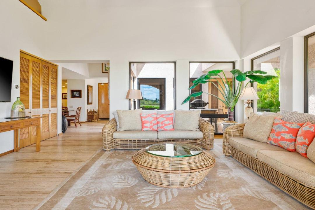 Photo of Livingroom in Waikoloa