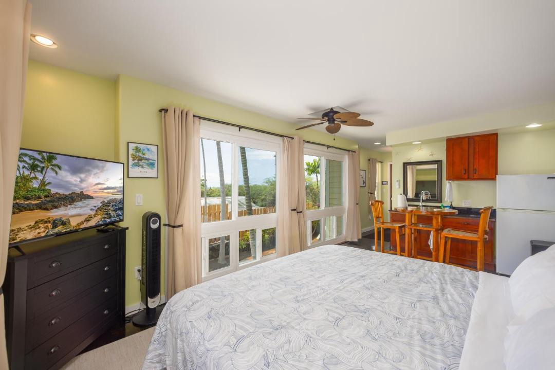 Photo of Bedroom in Historic Kailua Village