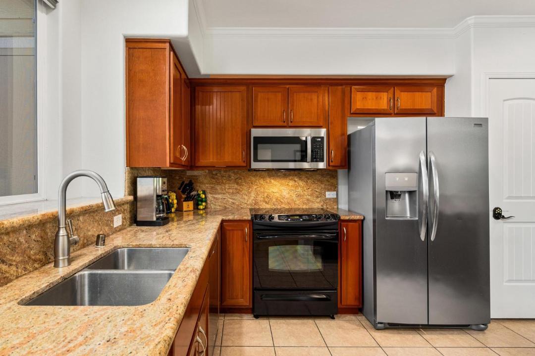 Photo of Kitchen in Waikoloa