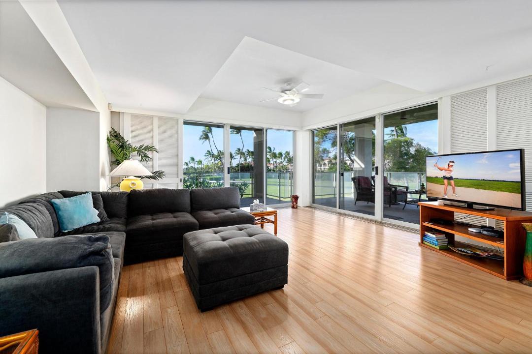 Photo of Livingroom in Waikoloa