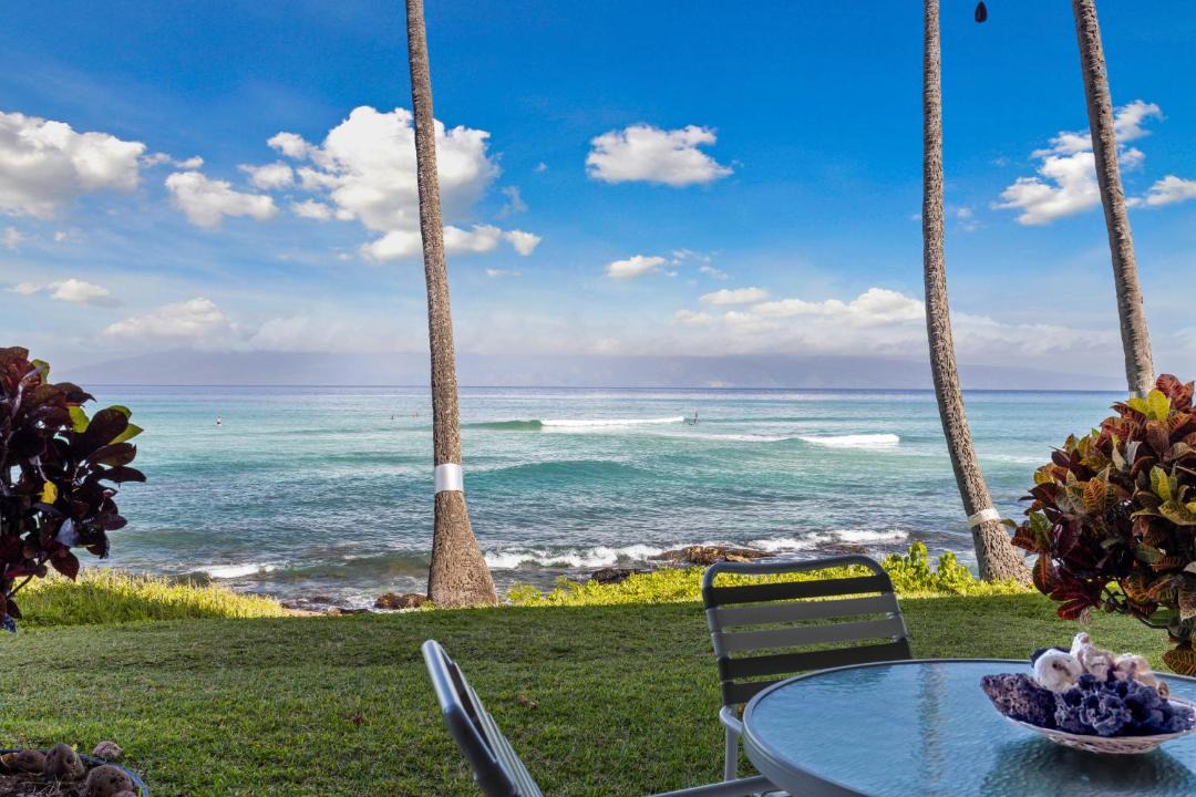 Photo of Others in Kahana