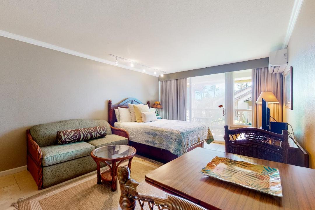 Photo of Livingroom in Wailua