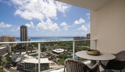 Deluxe Ocean View Room