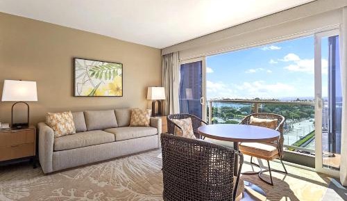 One-Bedroom Apartment with Balcony and Mountain View  