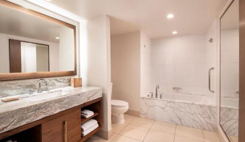 Oceanfront Sundeck Suite, 1 Bedroom Suite, 1 King