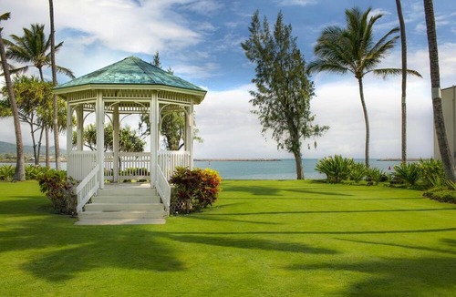Kahului Apartment | Relax and Recharge! 2 Relaxing and Clean Garden View Units, Pool, Pet-Friendly