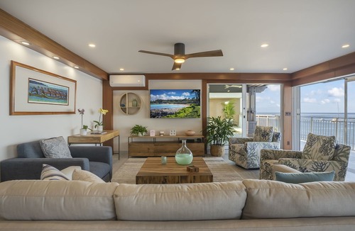 Historic Lahaina Front Street Condo | BRAND NEW REMODEL Lahaina Oceanfront Penthouse with 360 degree views!