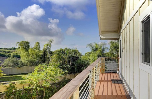 Kalaoa Cottage | Cozy Kona Coast Apt w/Lanai ~ 8 Miles to Beach!