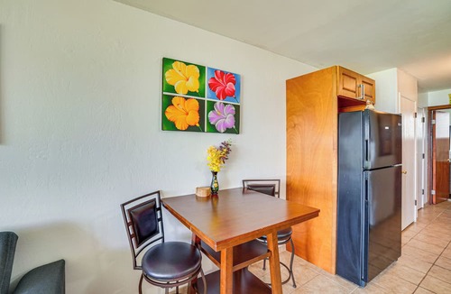 Ualapue Apartment | Oceanfront Condo w/Pool & Grills in Molokai!