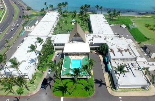 Kahului House | Have Fun in Hawaii! 4 Family-friendly Units, Pool, Pets are Welcome!