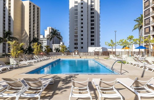 Waikiki Condo | Waikiki Banyan Condo With Panoramic 37th Floor Ocean Views